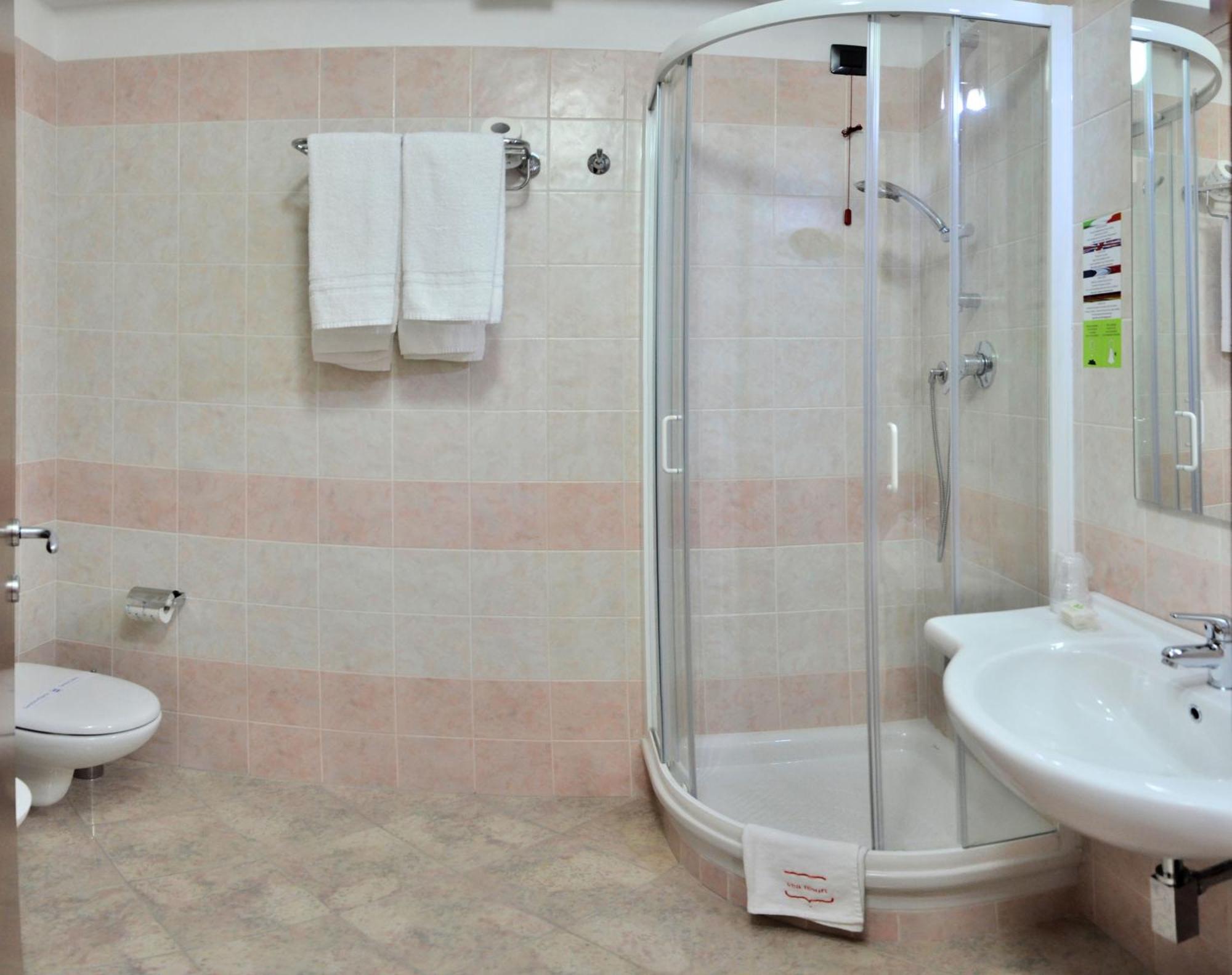 Vea Resort Hotel Меркато-Сан-Северино Номер фото