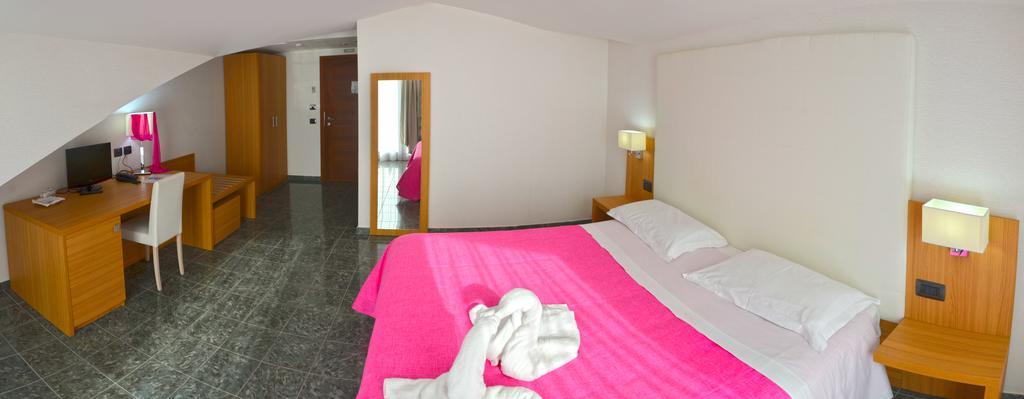 Vea Resort Hotel Меркато-Сан-Северино Номер фото